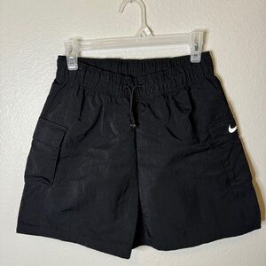 Nike activewear cargo style baggy shorts